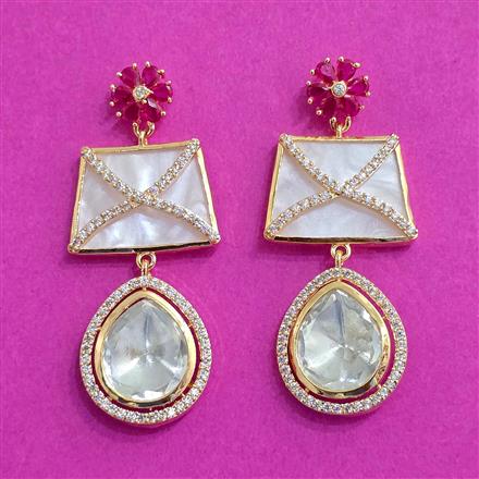 Kundan Classic Earring With Gold Plating