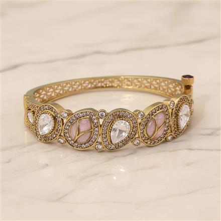 Kundan Classic Kada With Mehndi Plating