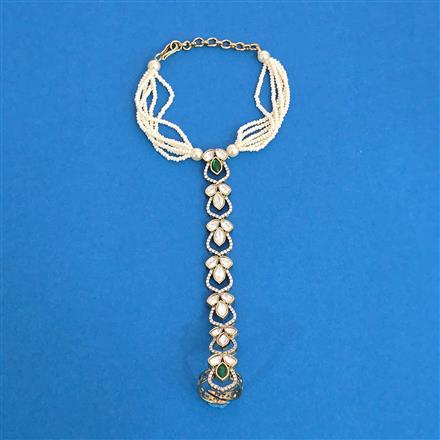 Kundan Classic Hath Pan With Mehndi Plating