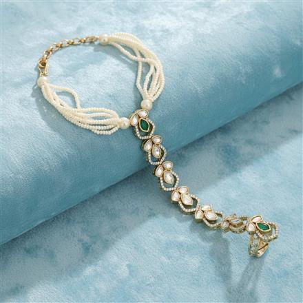 Kundan Classic Hath Pan With Mehndi Plating