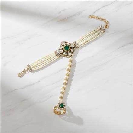 Kundan Classic Hath Pan With Mehndi Plating