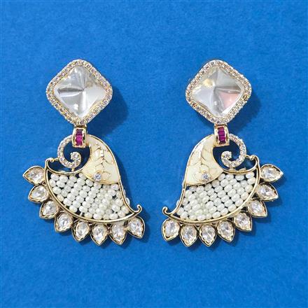 Kundan Classic Earring With Carat Gold Plating