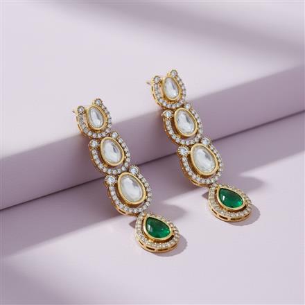 Kundan Classic Earring With Carat Gold Plating