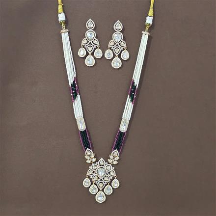Kundan Classic Pendant Set With Carat Gold Plating