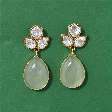 Kundan Classic Earring With Carat Gold Plating