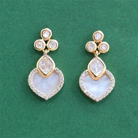 Kundan Classic Earring With Carat Gold Plating