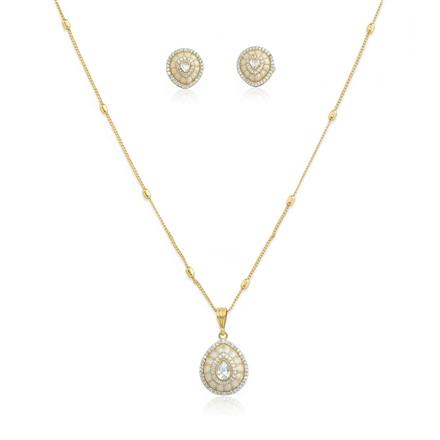 Kundan Classic Pendant Set With Carat Gold Plating