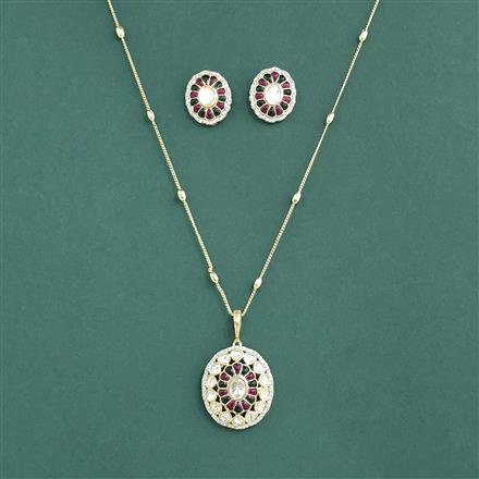 Kundan Classic Pendant Set With Carat Gold Plating