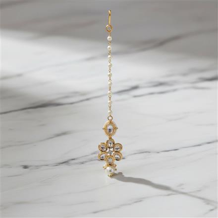 Kundan Moti Tikka With Carat Gold Plating