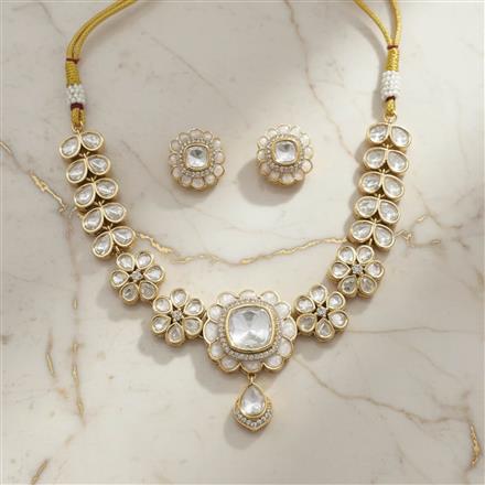 Kundan Choker Necklace Set With Carat Gold Plating