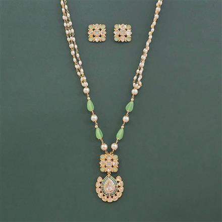 Kundan Moti Pendant Set With Carat Plating
