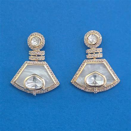 Kundan Classic Earring With Carat Mehndi  Plating