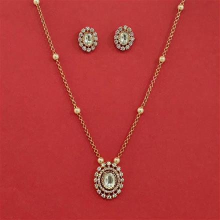 Kundan Classic Pendant Set With Carat Plating