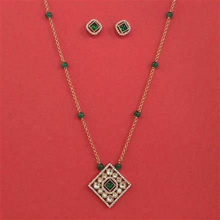 Kundan Classic Pendant Set With Carat Plating