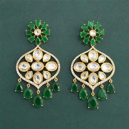 Kundan Classic Earring With Gold Plating