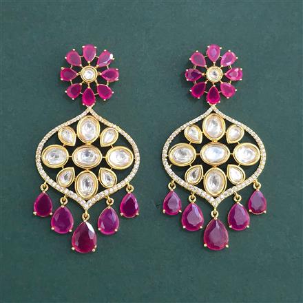 Kundan Classic Earring With Gold Plating