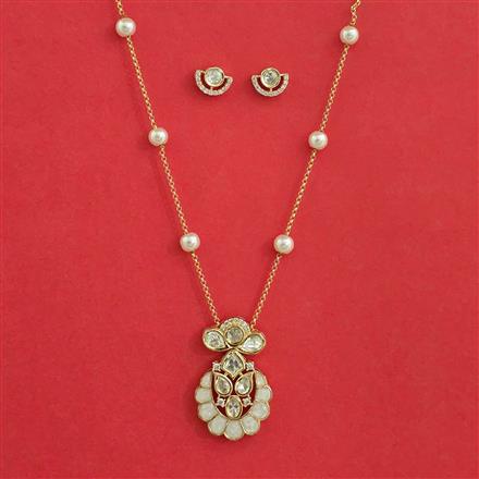 Kundan Classic Pendant Set with Carat Plating