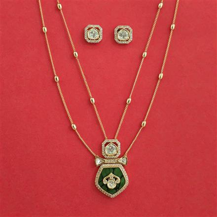 Kundan Classic Pendant Set with Carat Plating