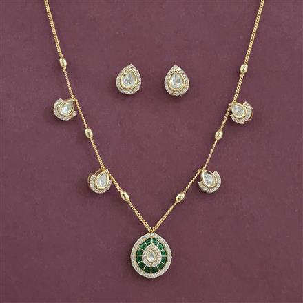 Kundan Classic Pendant Set with Carat Plating