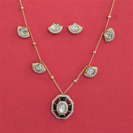 Kundan Classic Pendant Set with Carat Plating