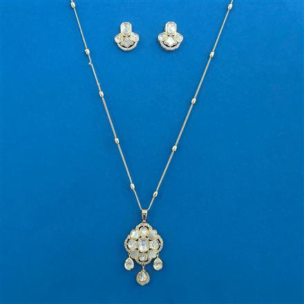 Kundan Classic Pendant Set with Carat Plating