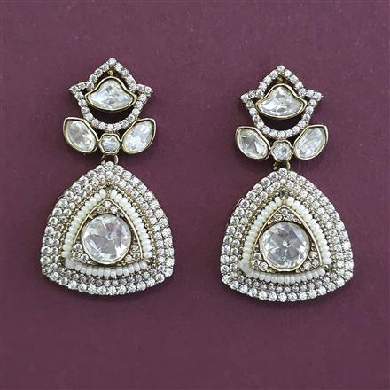 Kundan Classic Earring with Mehndi Plating