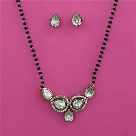 Kundan Classic Mangalsutra with Mehndi Plating