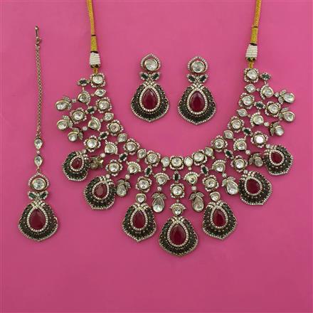 Kundan Classic Necklace with Mehndi Plating