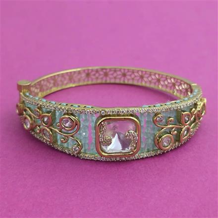 Kundan Openable kada with Mehndi Plating