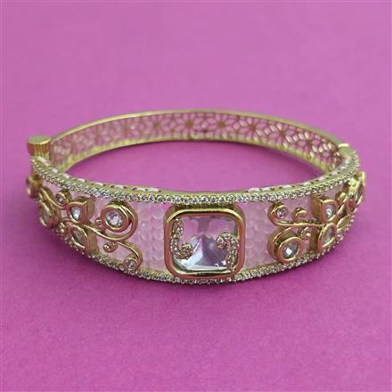 Kundan Openable kada with Mehndi Plating