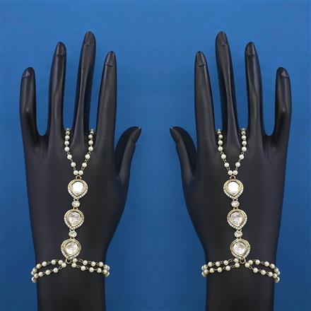 Kundan Classic Hath Pan with Mehndi Plating