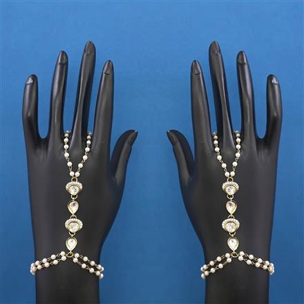 Kundan Classic Hath Pan with Mehndi Plating