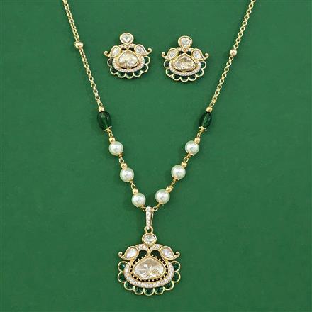 Kundan Pearl Pendant Set with Carat Plating