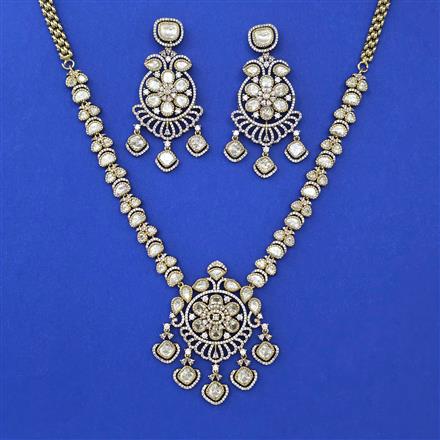 Kundan Classic Necklace with Mehndi Plating