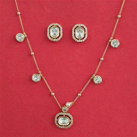 Kundan Classic Pendant Set with Carat Plating