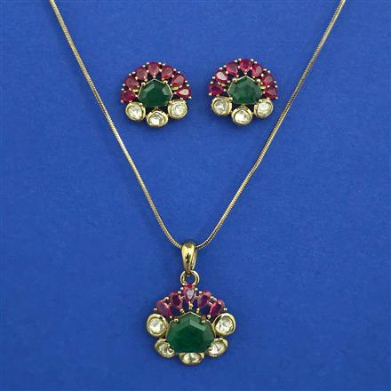Kundan Classic Pendant Set with Mehndi Plating