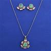 Kundan Classic Pendant Set with Mehndi Plating