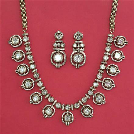 Kundan Classic Necklace with Mehndi Plating