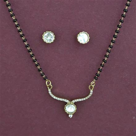 Kundan Classic Mangalsutra with Mehndi Plating