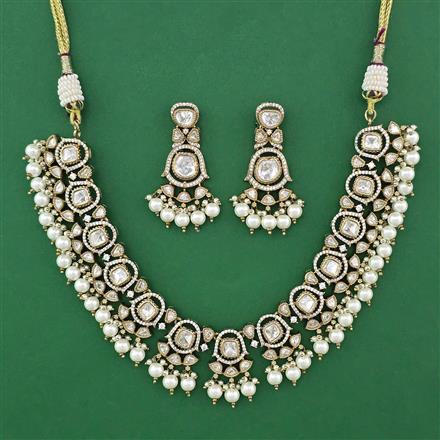 Kundan Classic Necklace with Mehndi Plating