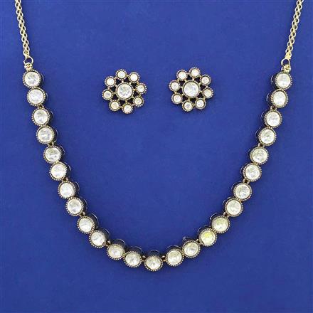 Kundan Classic Necklace with Mehndi Plating
