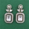 Kundan Classic Earring with Mehndi Plating