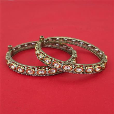 Kundan Classic Bangles with Mehndi Plating