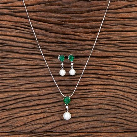 Cubic Zirconia Delicate Pendant Set With Rhodium Plating