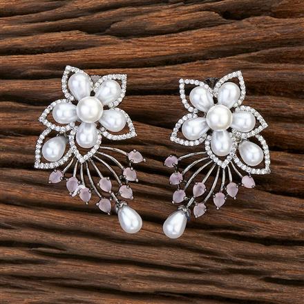 Cubic Zirconia Pearl Earring With Black Plating