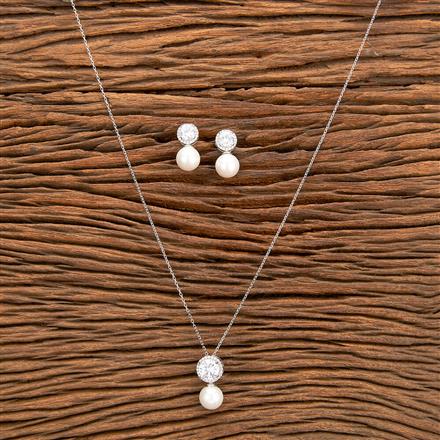 Cubic Zirconia Delicate Pendant Set With Rhodium Plating