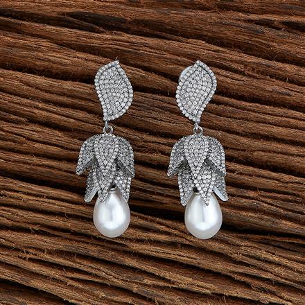 Cz Pearl Earring With Black Plating