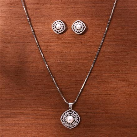 Cubic Zirconia Pearl Pendant Set With Rhodium Plating