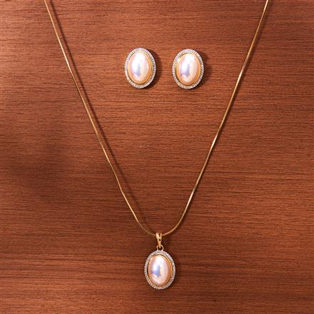 Cubic Zirconia Moti Pendant Set With 2 Tone Plating