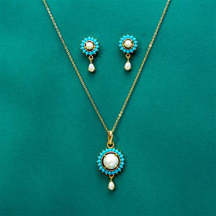 Cz Delicate Pendant Set With Gold Plating